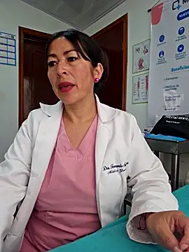 JustSamantha  online show from March 19, 1:37 pm