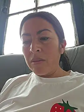 Snapshot of JustSamantha_ chatting on July 9, 3:05 pm JustSamantha online show from July 9, 3:05 pm