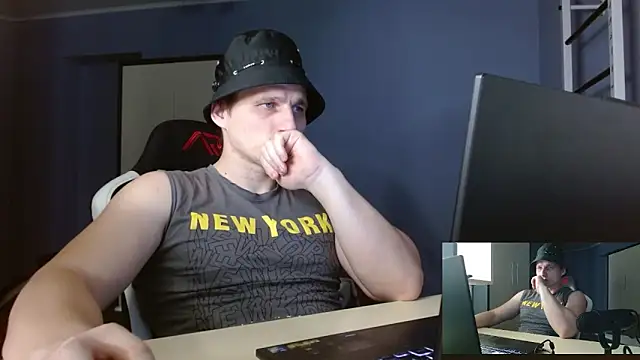 Poliglotjoe1 online show from February 17, 9:10 pm