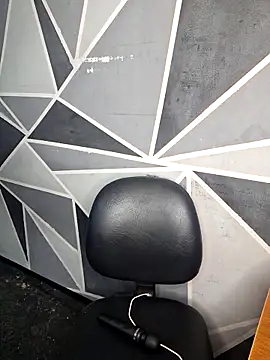 megan NL online show from February 8, 8:18 am