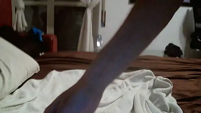 Snapshot of Alexbbcum chatting on June 24, 11:59 pm Alexbbcum online show from June 24, 11:59 pm