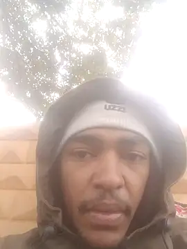 Eezxxx online show from April 14, 7:14 am