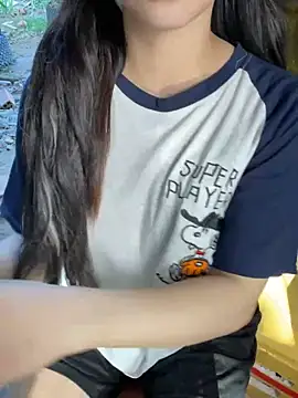 XndSeraphina online show from March 24, 9:58 am