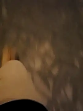 Snapshot of Meow_buggie chatting on February 3, 1:15 am Meow buggie online show from February 3, 1:15 am