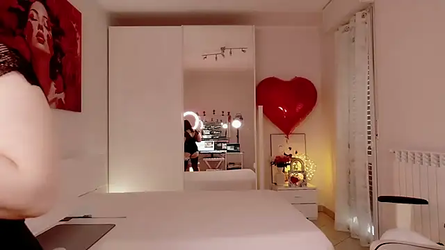 FlirtyFox  online show from February 21, 3:24 pm