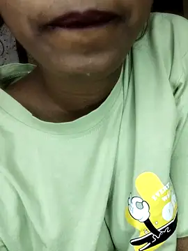 Simran 0011 online show from March 18, 3:04 pm