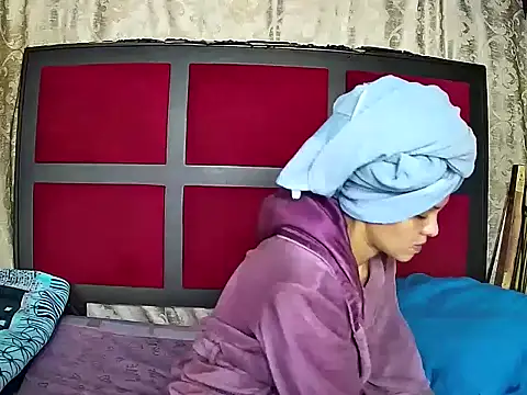 Cadence28 online show from April 11, 7:07 pm