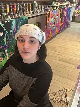 Kora Kat online show from February 5, 9:30 pm