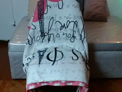 Juliana  lx online show from January 15, 1:48 pm