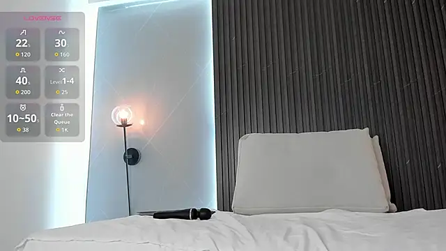 mia dollce online show from March 23, 11:14 am