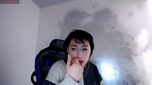 luisa homes online show from February 21, 6:20 pm