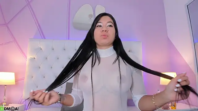 Snapshot of lunaa_hart chatting on January 15, 8:01 pm lunaa hart online show from January 15, 8:01 pm