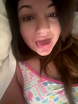 lasirenitabella online show from December 14, 9:30 pm