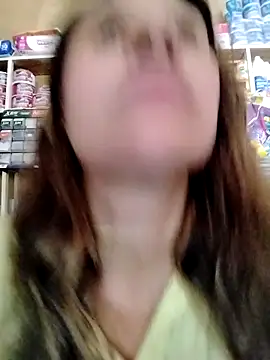 MIA-LARIOS online show from March 25, 8:59 pm