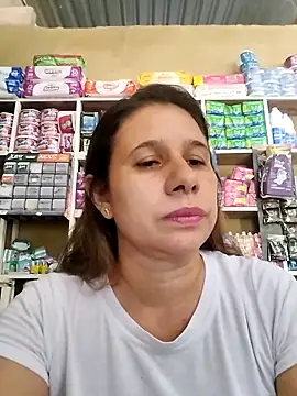 Snapshot of MIA-LARIOS chatting on April 23, 3:03 pm MIA-LARIOS online show from April 23, 3:03 pm