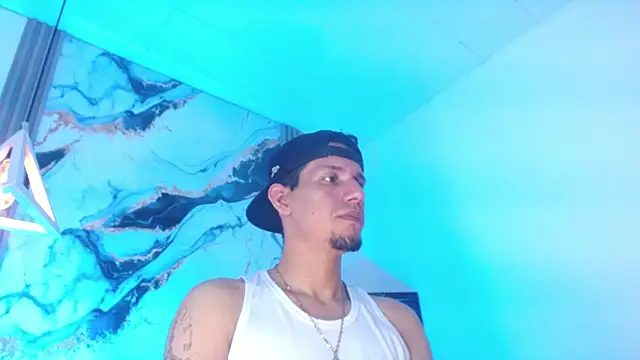 Snapshot of Sebastian_Smith__ chatting on May 4, 7:10 pm Sebastian Smith online show from May 4, 7:10 pm