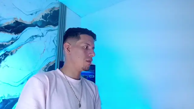 Snapshot of Sebastian_Smith__ chatting on May 22, 7:08 pm Sebastian Smith online show from May 22, 7:08 pm