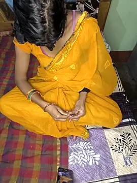 Snapshot of Laxmidevi000 chatting on April 22, 4:08 pm Laxmidevi000 online show from April 22, 4:08 pm