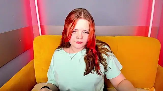 KellyFiery online show from November 21, 9:19 am