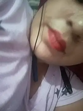 Snapshot of Priya_089 chatting on April 24, 5:32 am Priya 089 online show from April 24, 5:32 am