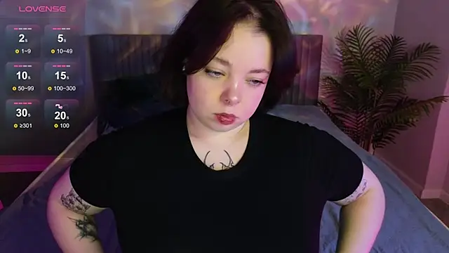 Snapshot of Vlada_vv chatting on November 28, 1:52 am Vlada vv online show from November 28, 1:52 am