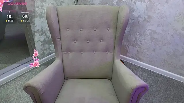 Snapshot of Vlada_vv chatting on November 29, 1:19 am Vlada vv online show from November 29, 1:19 am