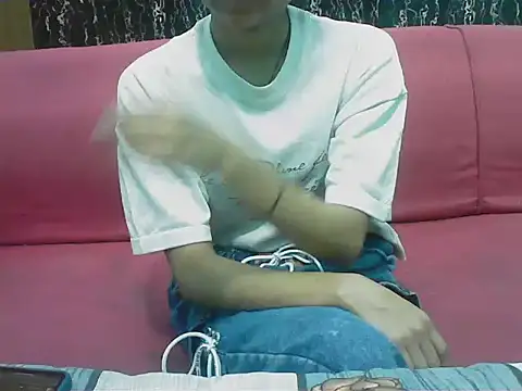 hello baby01 online show from April 11, 3:38 pm