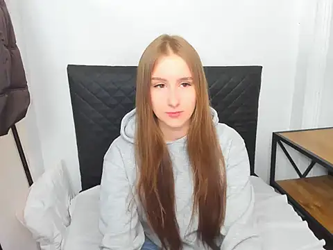 VanessaAmore online show from February 6, 11:57 am