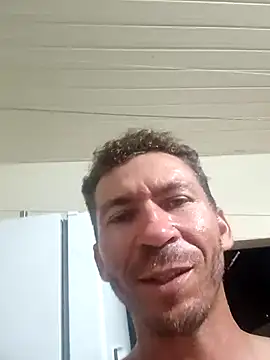 RobertoLuiz84 online show from January 16, 6:17 am