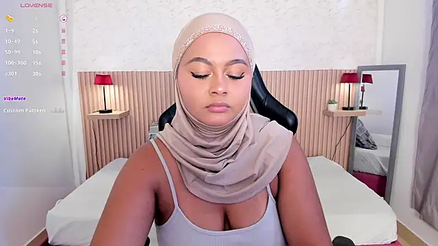 jasmyne anbar online show from February 3, 9:09 pm