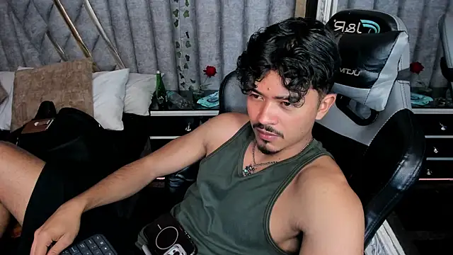 Snapshot of NicolaiKarav chatting on July 12, 12:56 am NicolaiKarav online show from July 12, 12:56 am