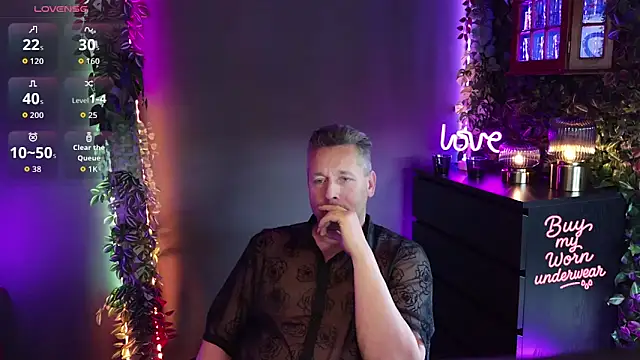 Hunter Fl online show from April 20, 3:48 pm