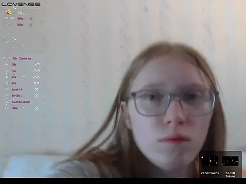 LustfulSarah online show from January 9, 12:46 am