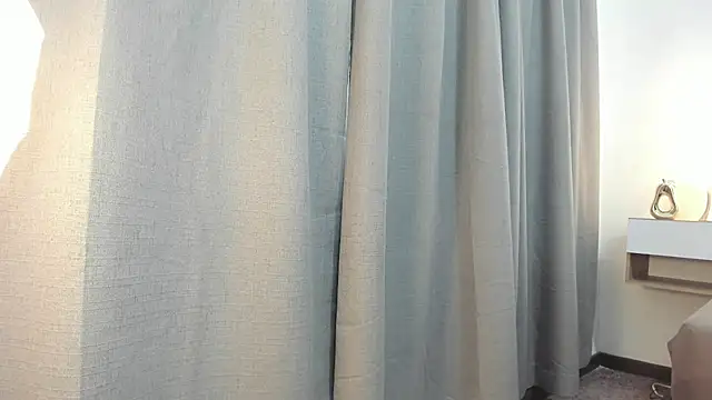 Snapshot of mask_red_girl chatting on July 9, 2:10 pm mask red girl online show from July 9, 2:10 pm