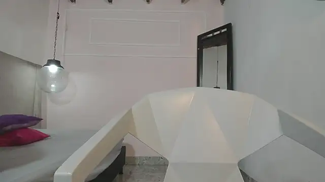 Izelevans online show from April 5, 10:56 am