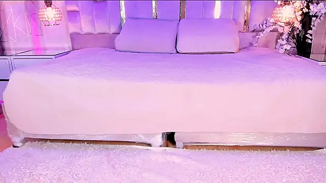 Naomistart online show from February 25, 4:55 am