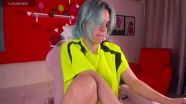 LiraBelle online show from February 17, 3:14 am