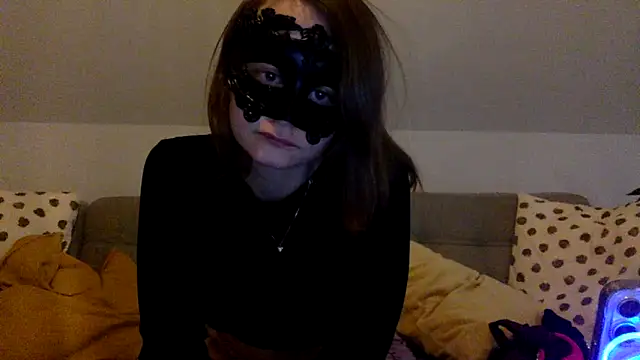 norafack33 online show from March 1, 7:05 pm