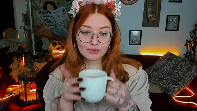 StaceyJensen online show from January 19, 1:26 pm