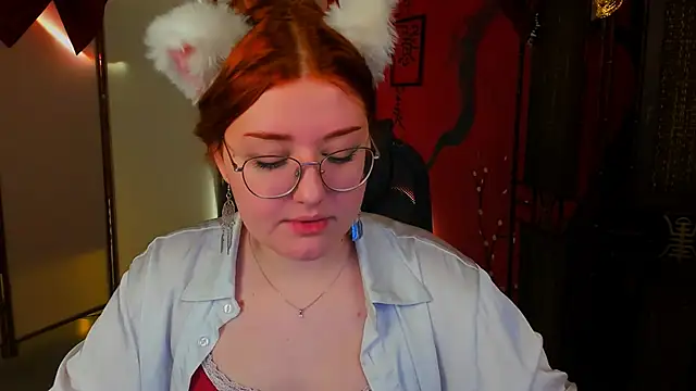 StaceyJensen online show from February 3, 9:47 am