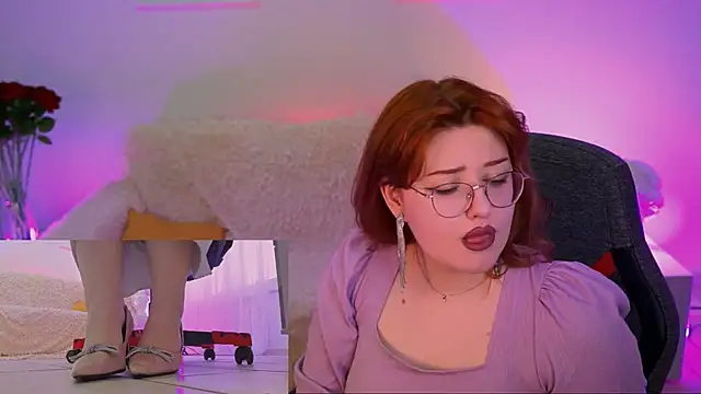 Snapshot of StaceyJensen chatting on April 26, 12:25 pm StaceyJensen online show from April 26, 12:25 pm