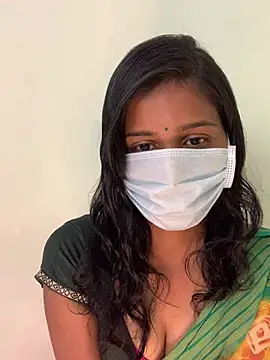 Snapshot of honeygirl6996 chatting on February 25, 6:12 am honeygirl6996 online show from February 25, 6:12 am