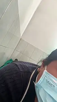 aricub online show from March 25, 7:09 pm