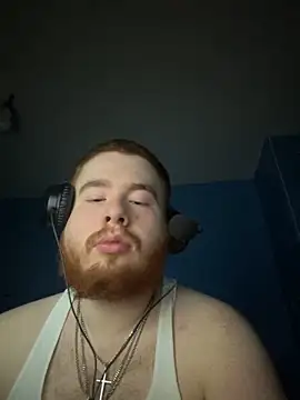 Snapshot of pastorroy chatting on February 18, 11:22 pm pastorroy online show from February 18, 11:22 pm