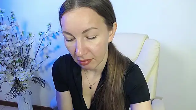 Snapshot of Brandy_Gem chatting on May 20, 7:03 am Brandy Gem online show from May 20, 7:03 am