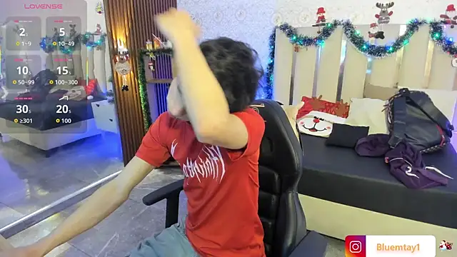 kaelwolf tay online show from December 16, 7:30 pm