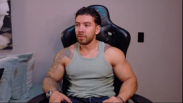 owen seth1 online show from June 5, 1:01 am