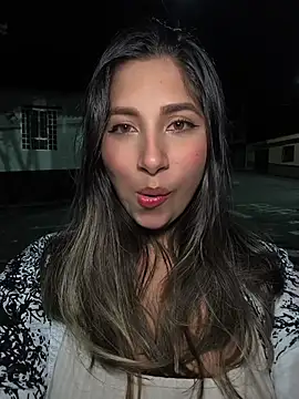 Snapshot of Catalina_ramos chatting on May 3, 4:51 am Catalina ramos online show from May 3, 4:51 am