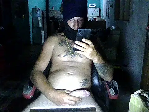 Snapshot of Pirulaibe23 chatting on March 27, 5:02 am Pirulaibe23 online show from March 27, 5:02 am