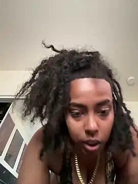 Snapshot of seductivefreak7 chatting on June 21, 5:04 pm seductivefreak7 online show from June 21, 5:04 pm
